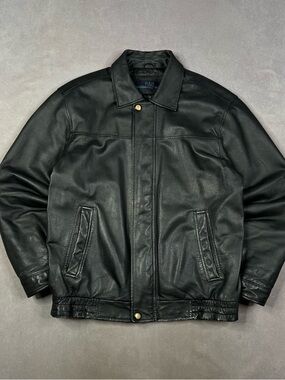 Vintage Black Leather Bomber Jacket - Classic Collared Varsity